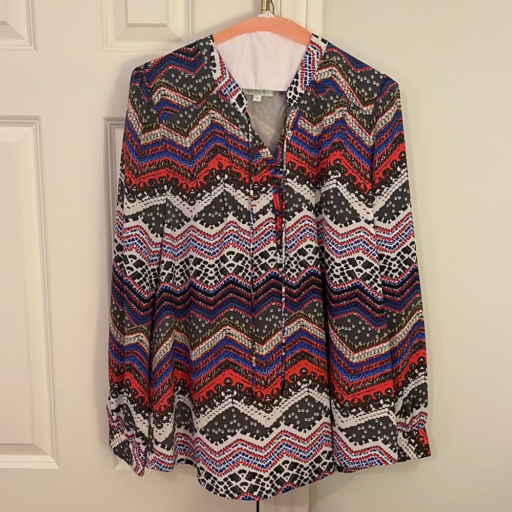 Jade Top, Size Medium.